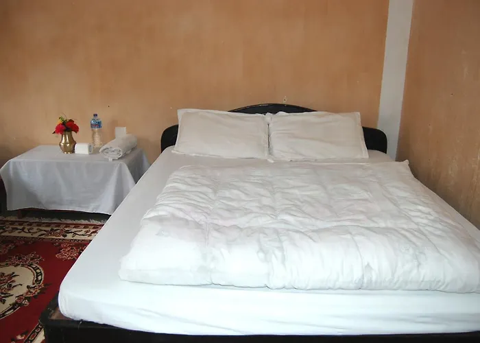 Shrestha Hotel & Restaurant
