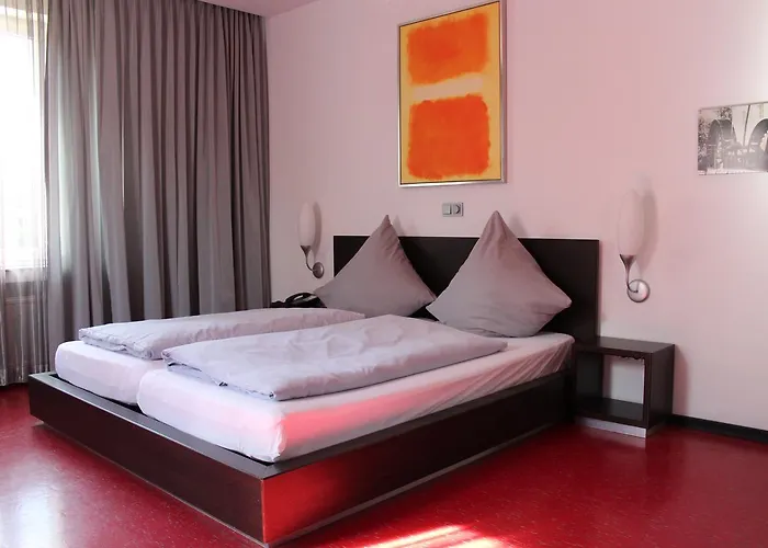 Hindenburg Hotel