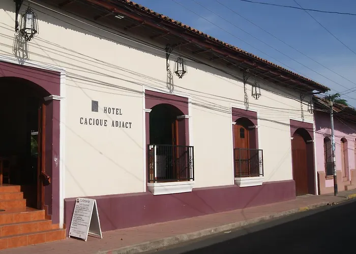 Hotel Cacique Adiact