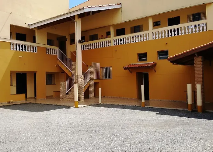 Polis Hotel