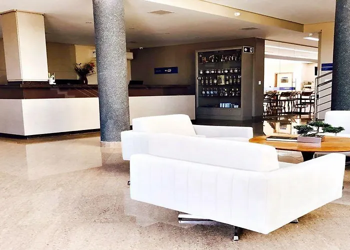 Racini Suites Hotel