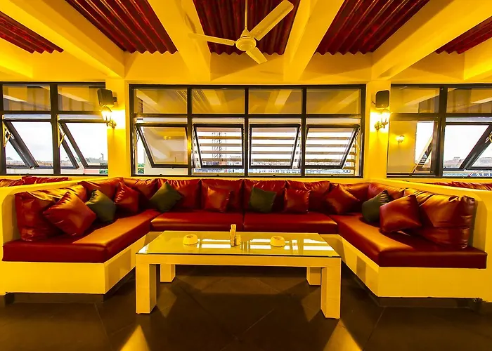 Hotel Green Park Suites