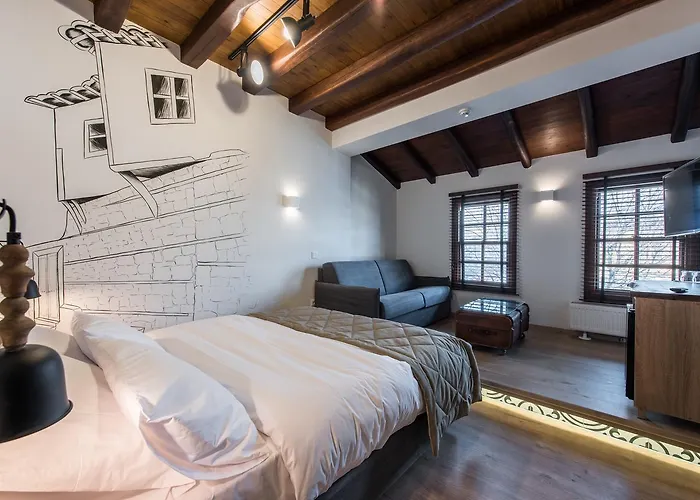 Olganos Vl Luxury Rooms & Suites