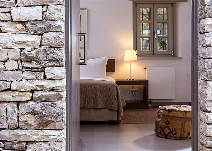 Monopatia Mountain Resort