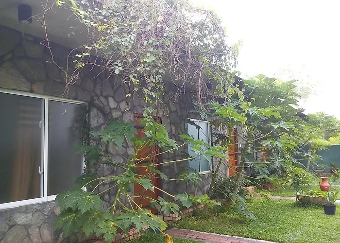 Airport Green Hotel