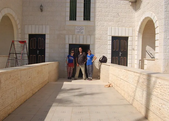 Jericho Waleed'S Hostel