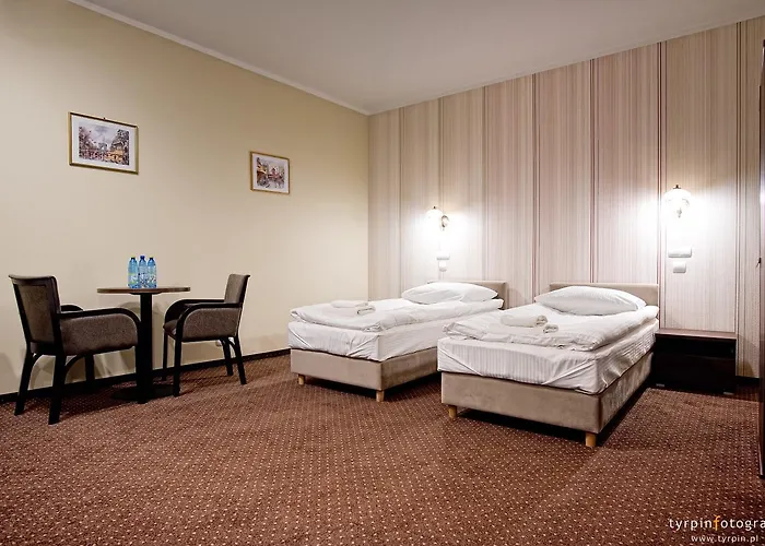 Hotel Lord Krosno