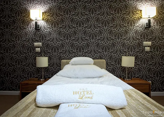 Hotel Lord Krosno