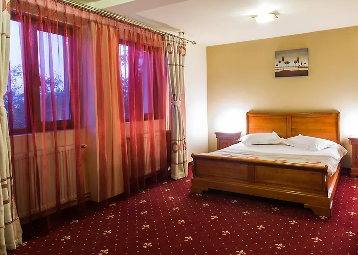 Red Hotel