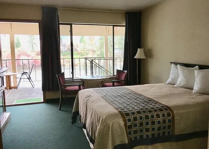River'S Edge Lodge
