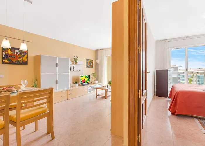 Europa Square Apartment