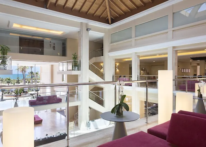 Hipotels Playa La Barrosa - Adults Only