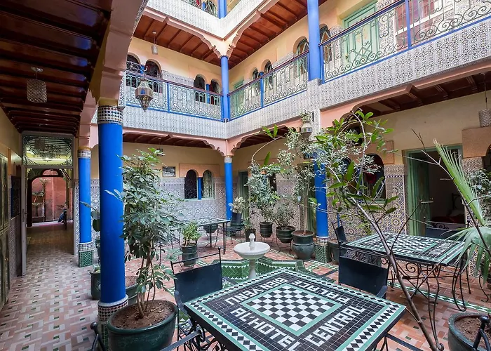 Hotel Central Palace
