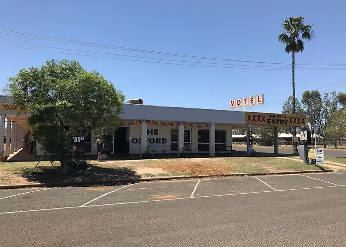 Oxford Hotel Motel