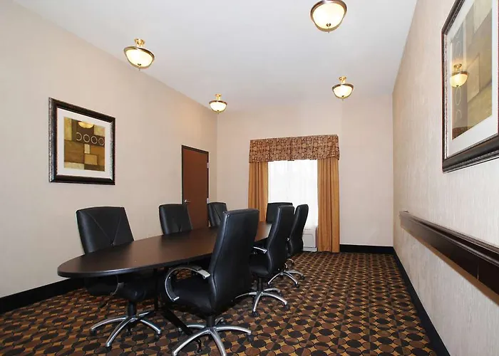 Hampton Inn & Suites Childress
