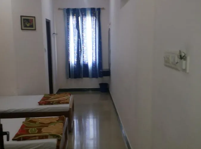 Hotel Nachiappa Palace