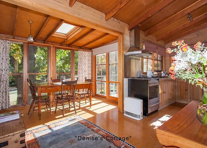 Braeside Mount Macedon Country Retreat Bed And Breakfast