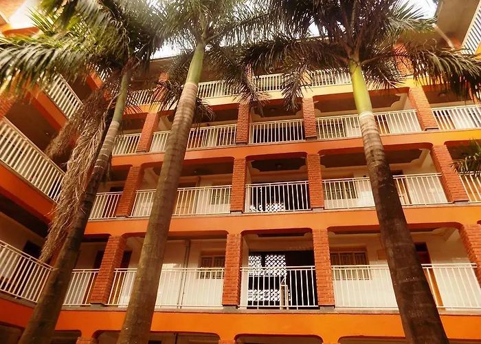 Palm Springs Hotel Masaka