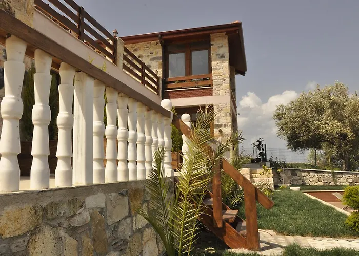 Tas Avlu Butik Otel