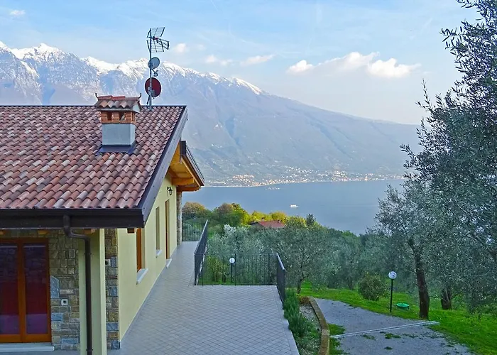 Appartamenti Villa Vagne By Gardadomusmea