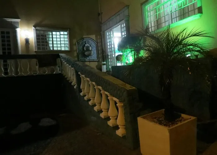 La Villa Hotel