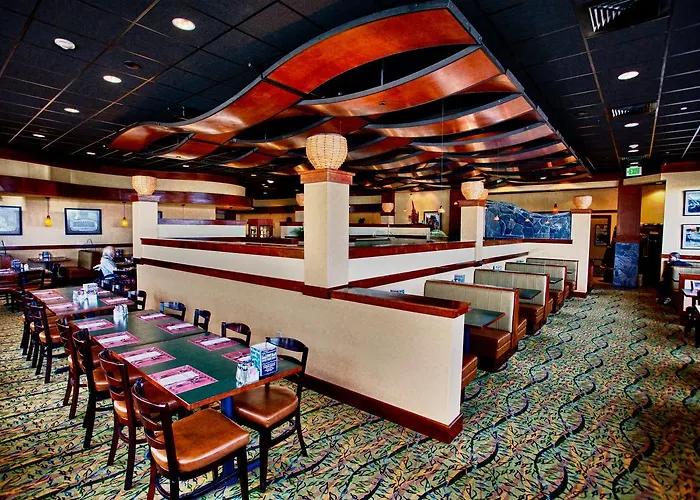 Lucky 7 Casino & Hotel