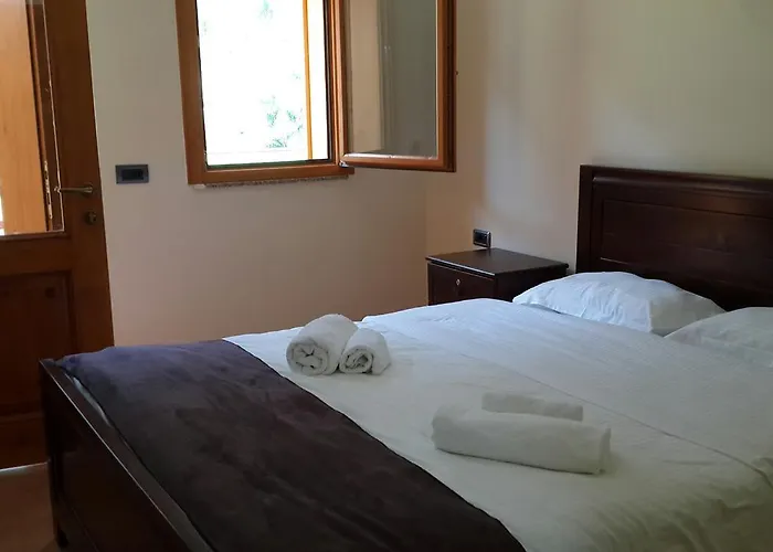 Vila Dini