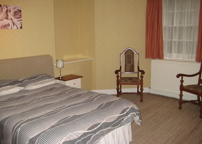 Canterbury Hotel Cottages And Apartment'S