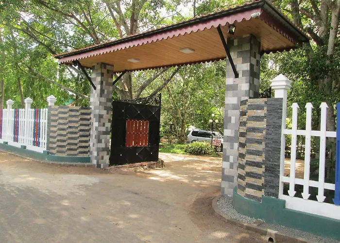Hotel Surasa
