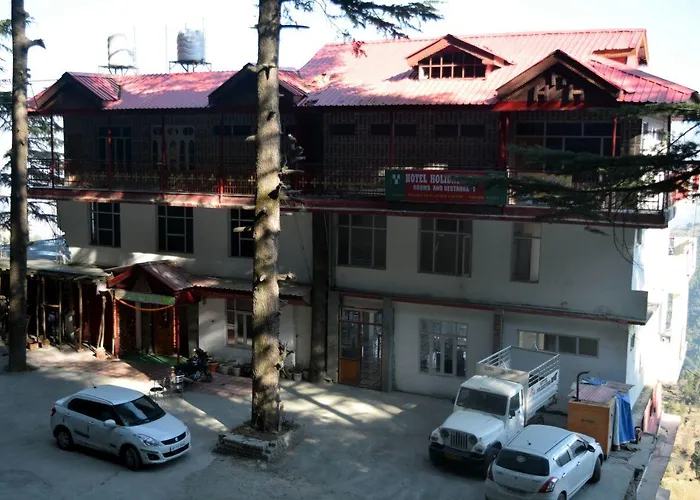Hotel Holiday Home Khajjiar