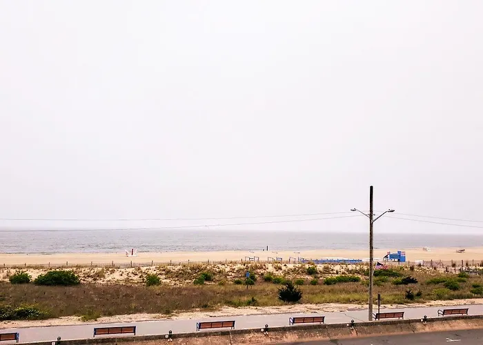 Avondale By The Sea