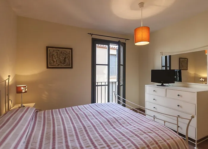 Lets Holidays Nice Apartment In The Center Of Tossa