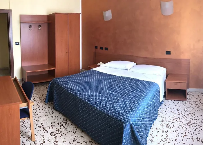 Hotel Frejus