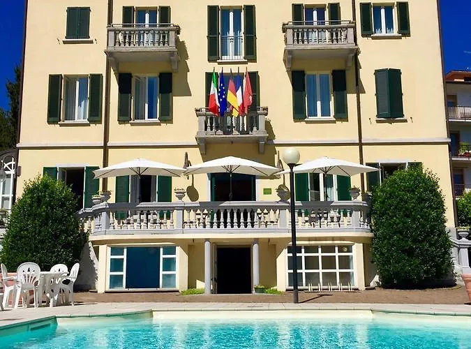 Caroline Hotel