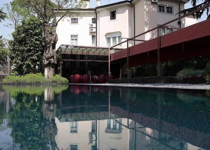 Hotel Clocchiatti Next