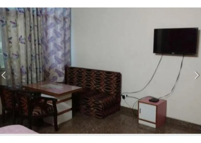 Hotel Pratiksha