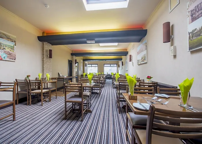 Smiths Hotel