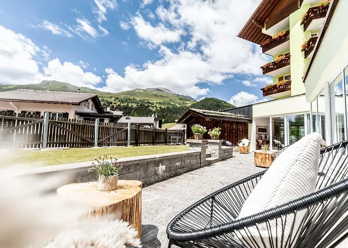 Hotel Waldhaus am See