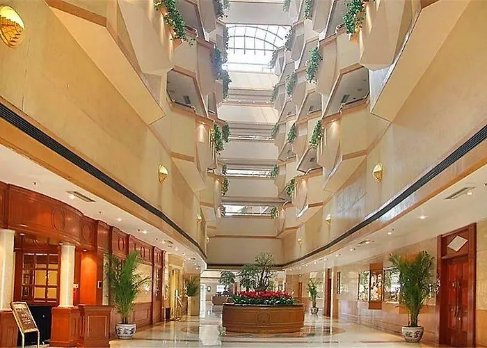 潍坊富华大酒店b座 The Farrington Hotel B