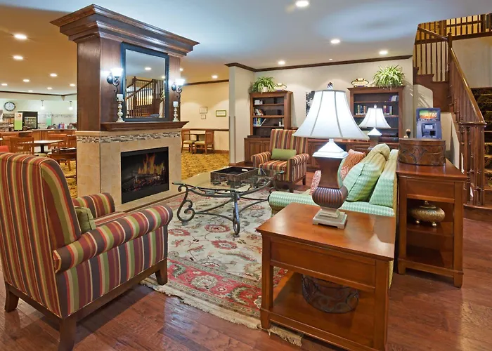 Country Inn & Suites By Radisson, Minot, Nd
