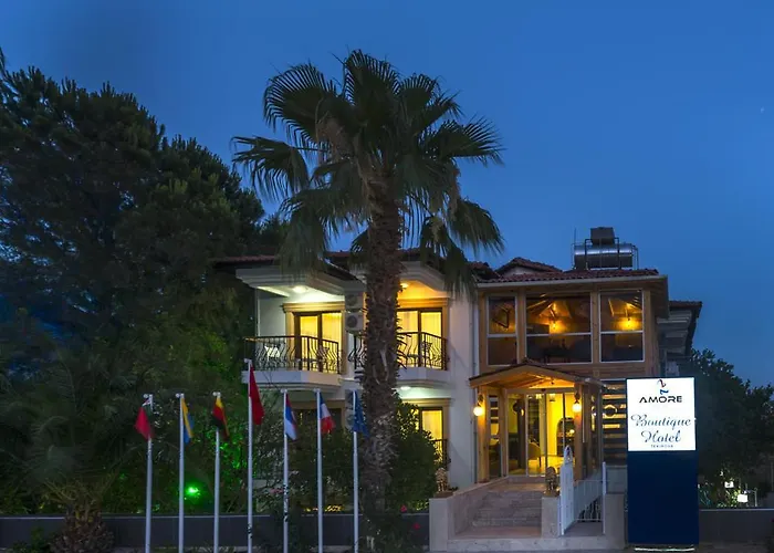 Amore Hotel Teki̇Rova