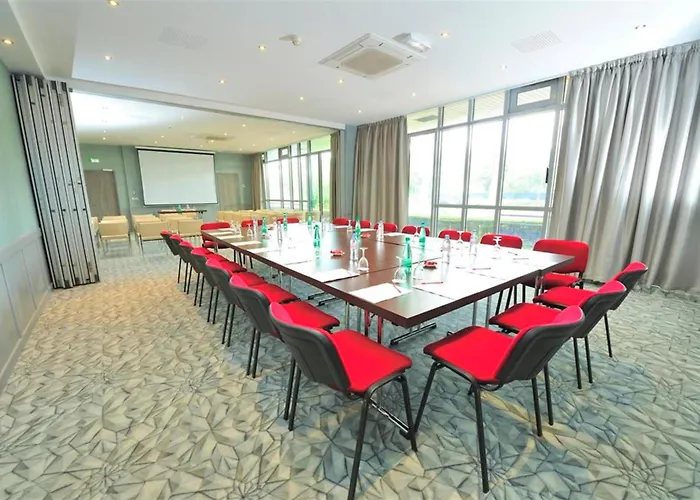 Best Western Plus Evreux Palais Des Congres