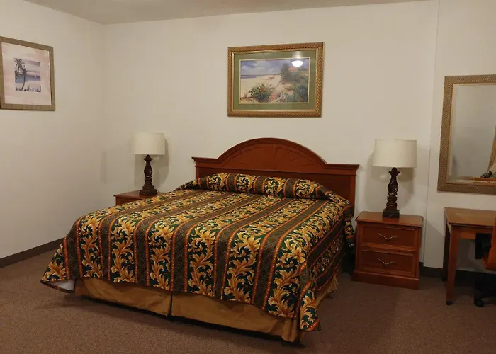 Country Regency Inn & Suites