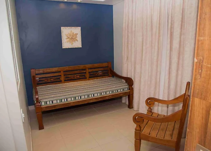 Cha Royal Plaza Hotel