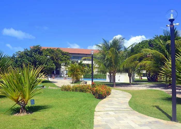 Carneiros Beach Resort