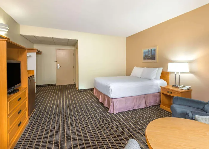 Howard Johnson By Wyndham Tillsonburg