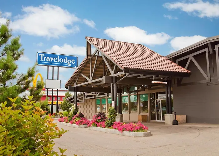 Travelodge By Wyndham Prince Albert