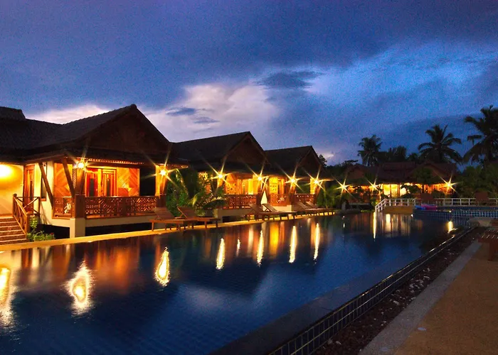 Sangsawan Palace Khaolak Resort