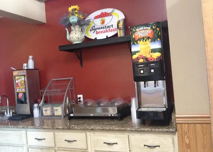 Super 8 By Wyndham Bowling Green