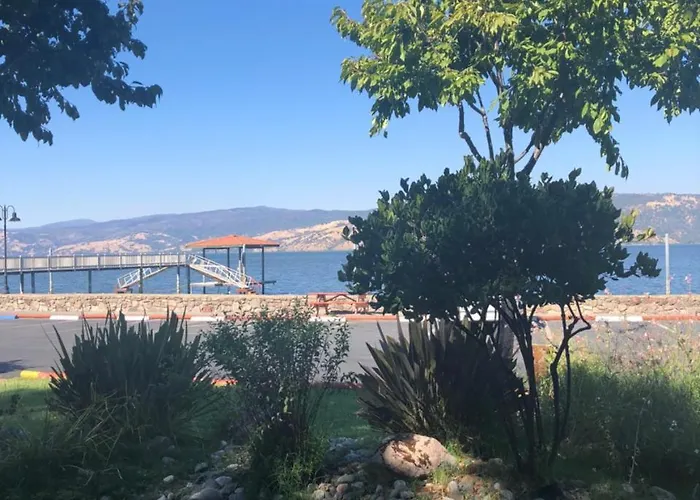 Clear Lake Vista Resort